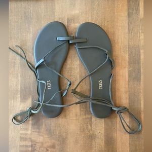 NWOT- TKEES lace up sandals // Jo Lace Up Sandal